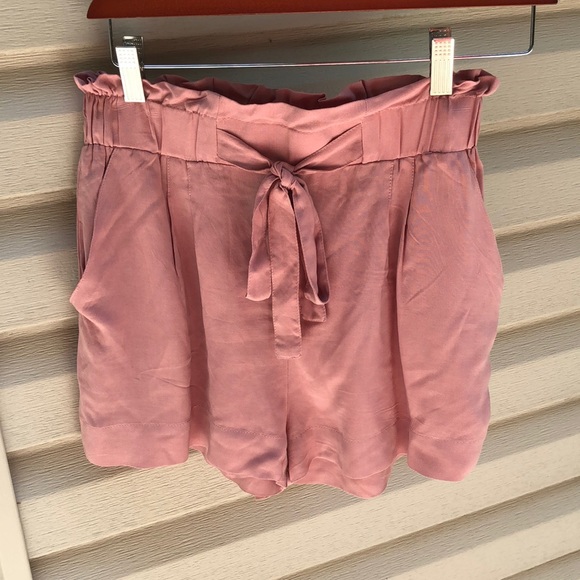 sweaty betty time trial run shorts